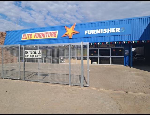 600M² BUILDING FOR SALE IN BRITS CENTRAL